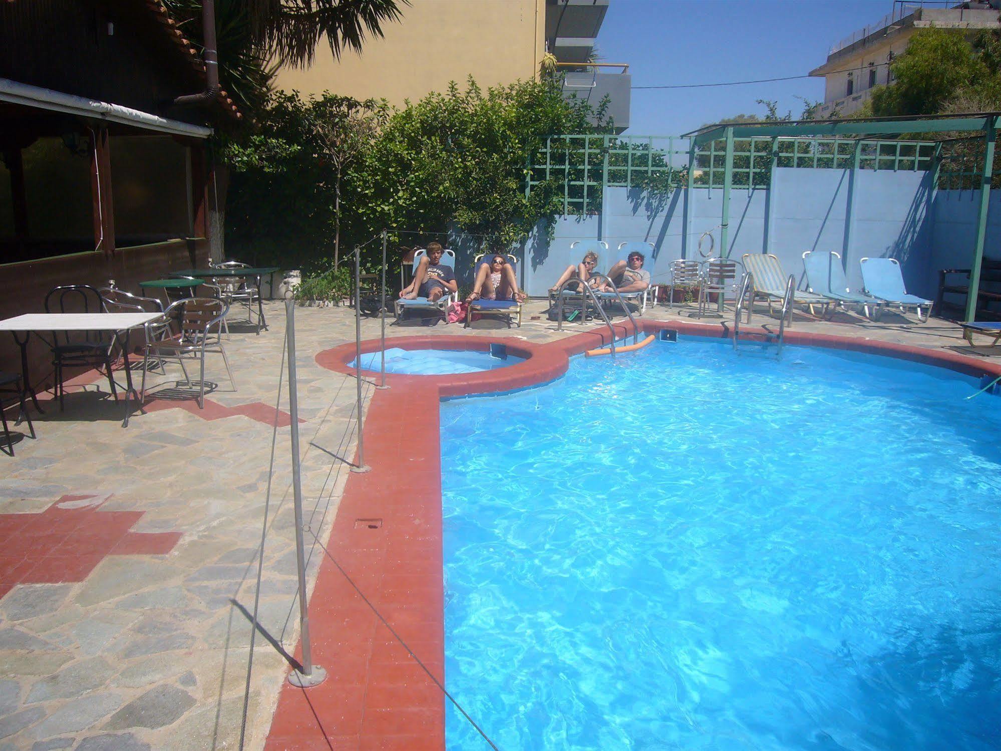 Park Aparthotel Heraklion  Exterior photo